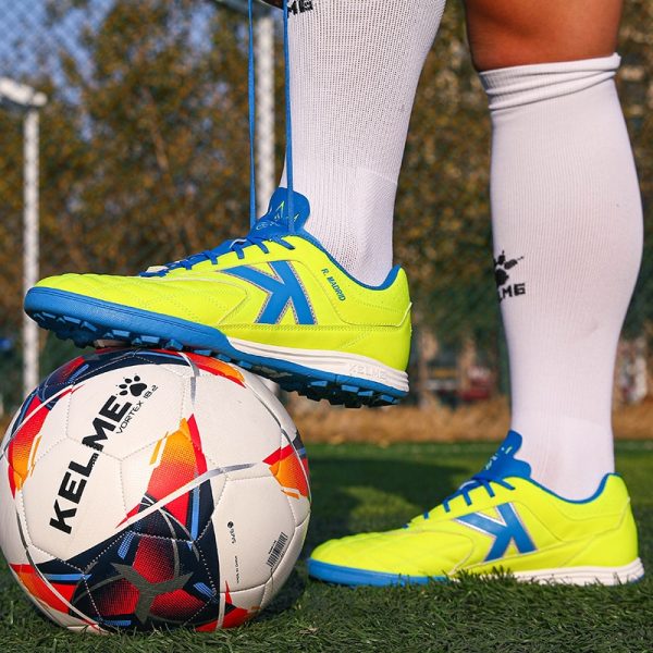 KELME Men Soccer Shoes Anti-Slippery Futsal Kid Football Sneakers Indoor Sports Shoes Professional Training TF Shoes ZX90111053 - Image 4